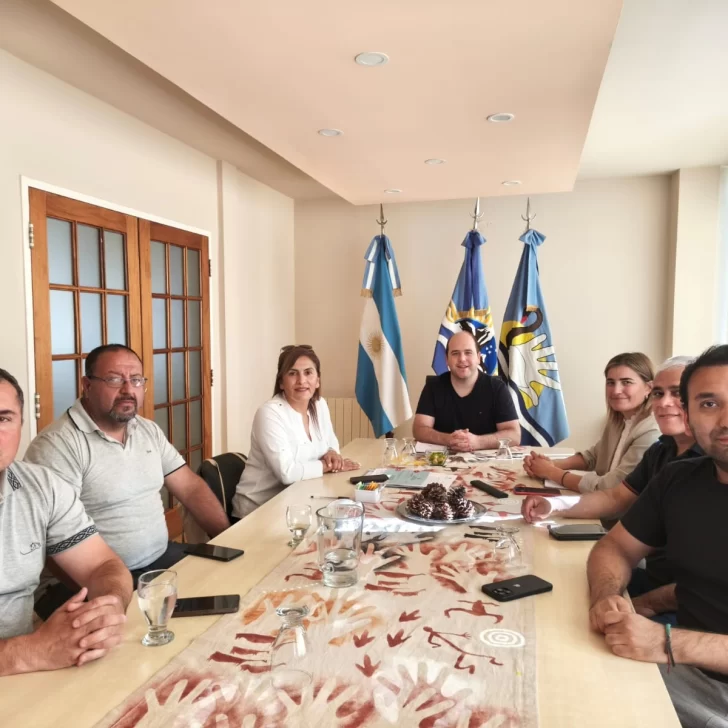 El Gobierno de Santa Cruz oficializó la creación de un nuevo jardín en Perito Moreno El Gobierno de Santa Cruz oficializó la creación de un nuevo jardín en Perito Moreno
