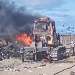 Se incendió una topadora en el basural de Río Gallegos 