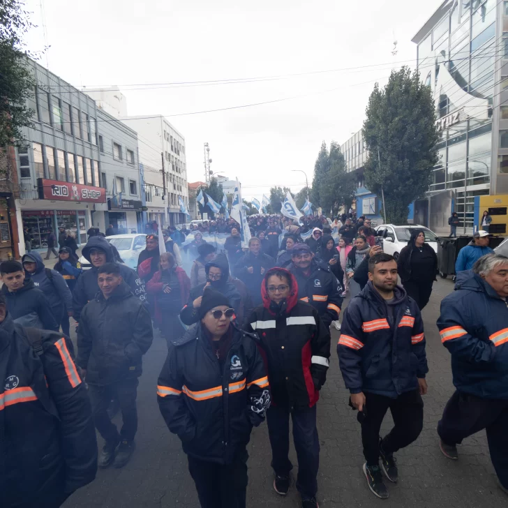 El Frente Sindical de Santa Cruz manifestó contra la reforma laboral