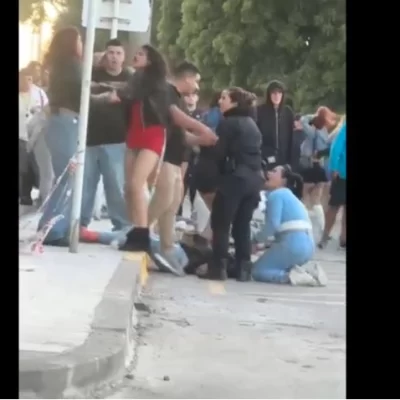Video: quiso separar una pelea de mujeres afuera de un boliche y lo mataron de una patada en la cabeza