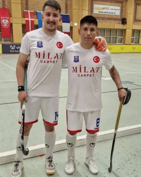 Dos santacruceños en el torneo mundial de Hockey Dos santacruceños en el torneo mundial de Hockey