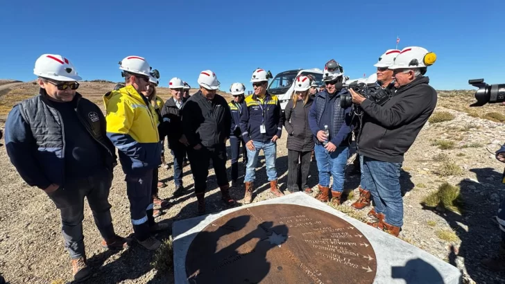 Newmont y el Gobierno de Santa Cruz anunciaron inversión de USD 800 millones para extender la vida útil de la mina Cerro Negro