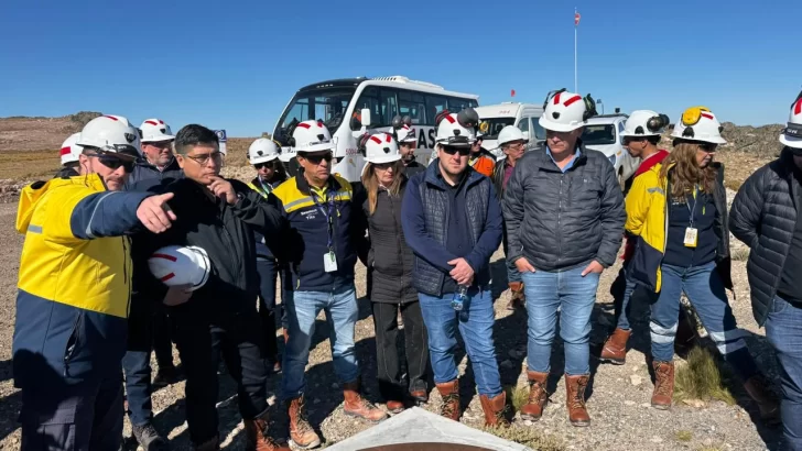 Newmont y el Gobierno de Santa Cruz anunciaron inversión de USD 800 millones para extender la vida útil de la mina Cerro Negro