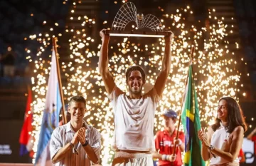 Tomás Etcheverry se coronó campeón en el Río Open 2026: conquistó su primer título ATP en una final épica ante el chileno Alejandro Tabilo Tomás Etcheverry se coronó campeón en el Río Open 2026: conquistó su primer título ATP en una final épica ante el chileno Alejandro Tabilo