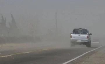 Alerta por vientos intensos en Las Heras: ráfagas de hasta 110 km/h y riesgo extremo para circular Alerta por vientos intensos en Las Heras: ráfagas de hasta 110 km/h y riesgo extremo para circular