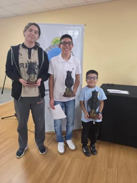 El ajedrecista de Las Heras, Caleb Mamani, se consagró campeón Sub-18 en el torneo provincial de Cañadón Seco El ajedrecista de Las Heras, Caleb Mamani, se consagró campeón Sub-18 en el torneo provincial de Cañadón Seco
