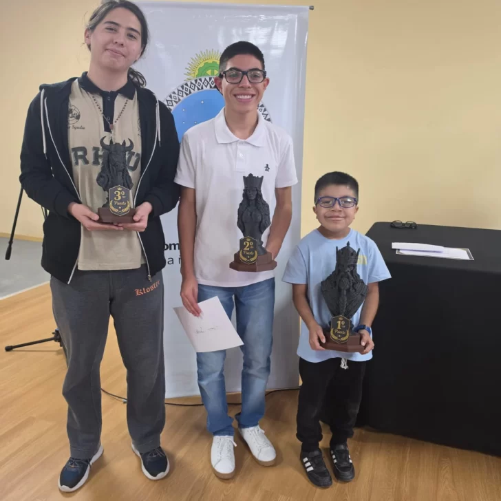 El ajedrecista de Las Heras, Caleb Mamani, se consagró campeón Sub-18 en el torneo provincial de Cañadón Seco El ajedrecista de Las Heras, Caleb Mamani, se consagró campeón Sub-18 en el torneo provincial de Cañadón Seco