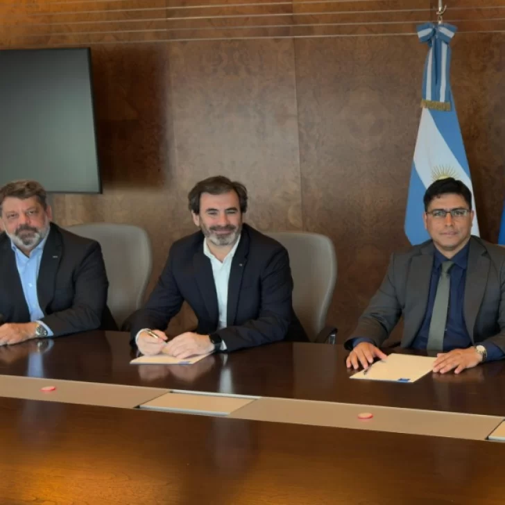 Claudio Vidal acordó con YPF un plan de cierre de pozos con financiamiento total de la compañía Claudio Vidal acordó con YPF un plan de cierre de pozos con financiamiento total de la compañía