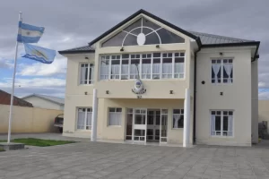 Intento de motín en Río Gallegos: un preso amenazó con prender fuego la cocina de una prisión