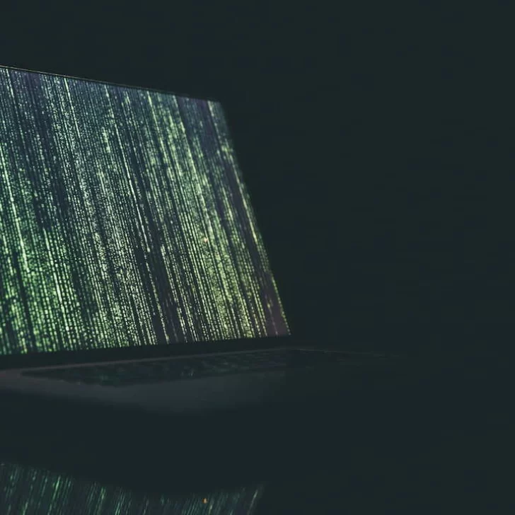 Consejos de seguridad en línea para el día a día Consejos de seguridad en línea para el día a día