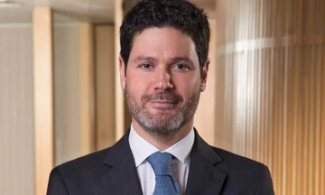 ENAP redefine su cúpula: Cristian Muga es el nuevo presidente y Consuelo Raby se incorpora al directorio ENAP redefine su cúpula: Cristian Muga es el nuevo presidente y Consuelo Raby se incorpora al directorio