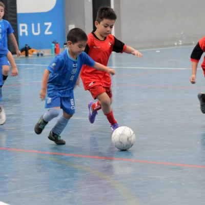Concurrida jornada de fútbol infantil en el Sindicato de Comercio: “Queremos que los chicos jueguen y se diviertan”