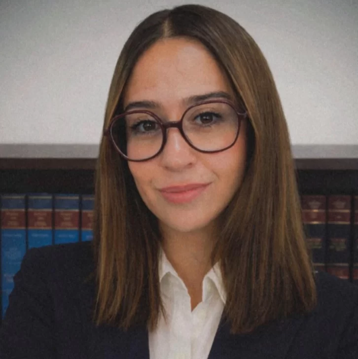 Dr. Stefanía Mc Donald Dr. Stefanía Mc Donald