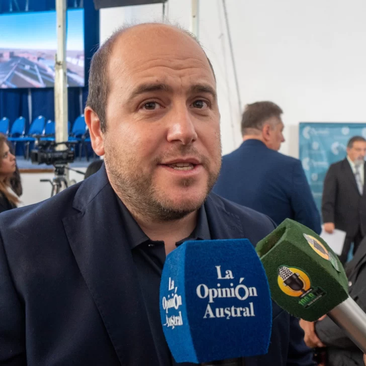 Matias Treppo: “Esta semana inician los primeros vuelos de Perito Moreno a Buenos Aires” Matias Treppo: “Esta semana inician los primeros vuelos de Perito Moreno a Buenos Aires”