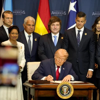 Javier Milei ratificó el escudo de Donald Trump para su gobierno, ante un clima de volatilidad por Medio Oriente