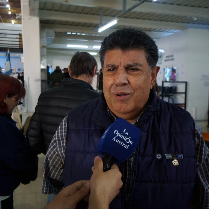 Andrés Fernández, veterano de guerra, recordó a su amigo Fernando Alturría: “Dedicó su vida a malvinizar” Andrés Fernández, veterano de guerra, recordó a su amigo Fernando Alturría: “Dedicó su vida a malvinizar”
