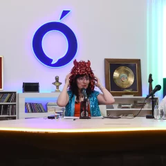 “La Tercera Silla” de Fuera del Aire: convocatoria abierta para ser parte del programa en vivo