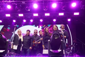 Los senadores José María Carambia y Natalia Gadano participaron de la 8ª Fiesta Nacional de la Estepa Patagónica en Las Heras Los senadores José María Carambia y Natalia Gadano participaron de la 8ª Fiesta Nacional de la Estepa Patagónica en Las Heras