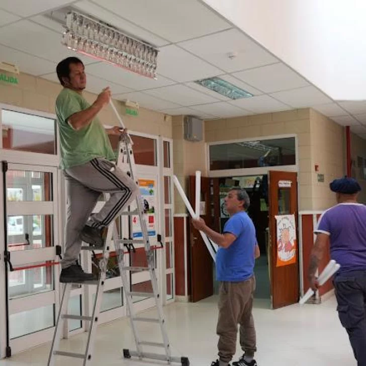 CPE realiza operativo integral de mantenimiento en escuelas de Puerto Deseado y Tellier CPE realiza operativo integral de mantenimiento en escuelas de Puerto Deseado y Tellier