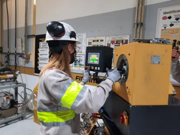 Mujeres y minería: un nuevo tiempo para la industria en Santa Cruz Mujeres y minería: un nuevo tiempo para la industria en Santa Cruz
