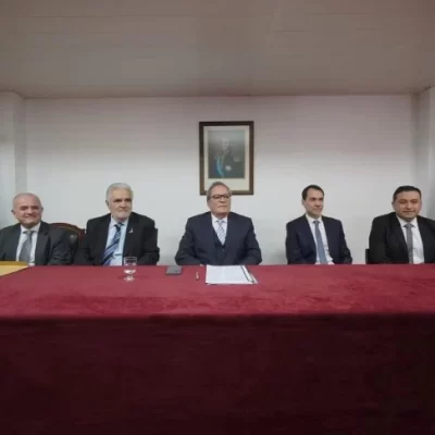 La Corte Suprema validó la ampliación a nueve miembros del Tribunal Superior de Justicia de Santa Cruz La Corte Suprema validó la ampliación a nueve miembros del Tribunal Superior de Justicia de Santa Cruz