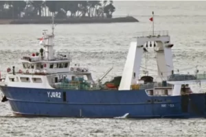 Multa histórica: sancionaron con más de $1.262 millones a un buque extranjero por operar ilegalmente frente a Chubut Multa histórica: sancionaron con más de $1.262 millones a un buque extranjero por operar ilegalmente frente a Chubut