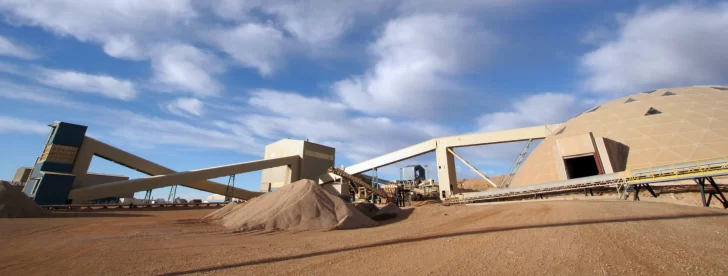 Fondo Unirse: Cerro Vanguardia acordó con el gobierno de Santa Cruz un aporte voluntario de más de 7.000 millones de pesos