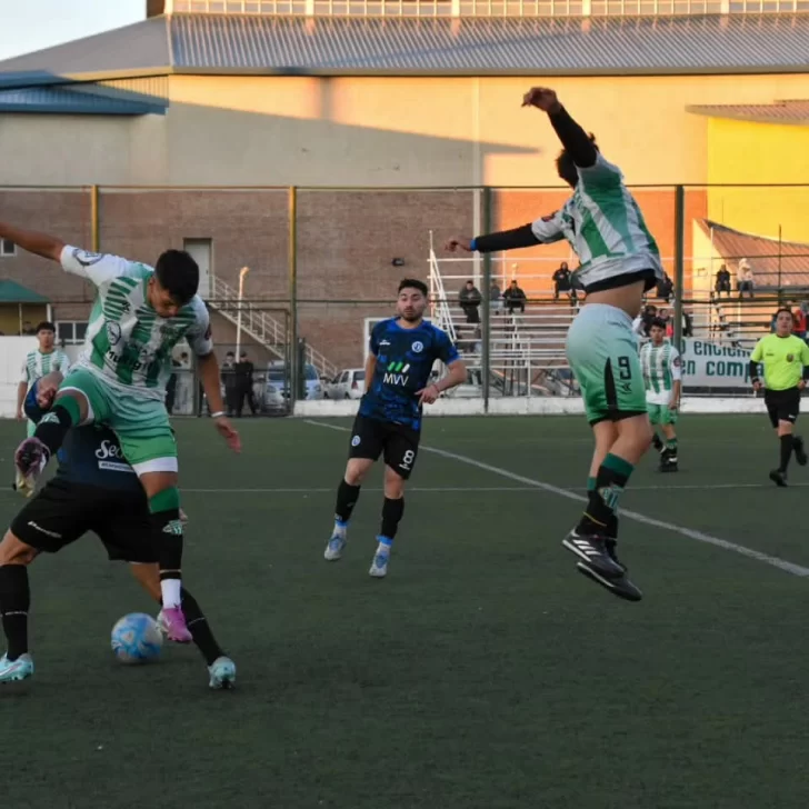 Con los petroleros al frente se van rumbo a la mitad Con los petroleros al frente se van rumbo a la mitad