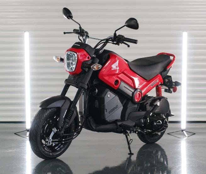  La familia ofrece como recompensa una moto Honda Navi 110, cero kilómetro y sin uso, para quien aporte información concreta que permita recuperar al cachorro robado en Pico Truncado.