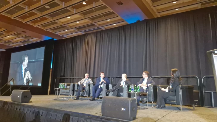 jaime-alvarez-pdac-canada-ministro-energia-y-mineria-2-728x410 jaime-alvarez-pdac-canada-ministro-energia-y-mineria-2-728x410