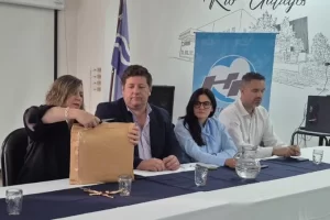Comprarán más de 350 tipos de medicamentos para abastecer un año a hospitales públicos de Santa Cruz Comprarán más de 350 tipos de medicamentos para abastecer un año a hospitales públicos de Santa Cruz