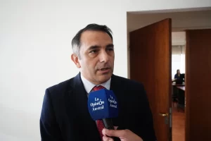 Julio Zarate, fiscal, en el juicio por el hundimiento del ARA San Juan: “Tenemos suficientes pruebas para avanzar en una condena” Julio Zarate, fiscal, en el juicio por el hundimiento del ARA San Juan: “Tenemos suficientes pruebas para avanzar en una condena”