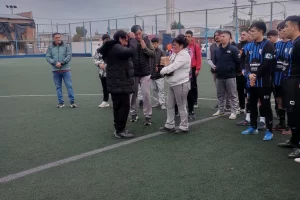El Club Deportivo Palermo esparció las cenizas de Jonathan Hernández en la cancha Enrique Pino El Club Deportivo Palermo esparció las cenizas de Jonathan Hernández en la cancha Enrique Pino