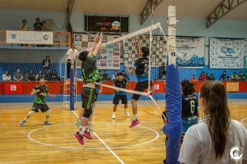 Copa “FEDE Santos 2026”: el vóley infantil homenajeará a un referente inolvidable en Caleta Olivia Copa “FEDE Santos 2026”: el vóley infantil homenajeará a un referente inolvidable en Caleta Olivia