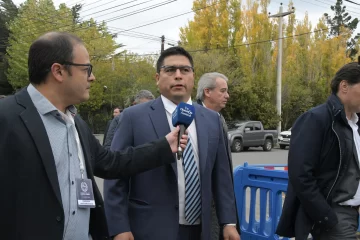 Claudio Vidal presentó programa de incentivo al sector hidrocarburífero: “Esto va a sostener y generar más empleo” Claudio Vidal presentó programa de incentivo al sector hidrocarburífero: “Esto va a sostener y generar más empleo”