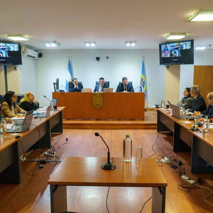 El próximo 8 de mayo se hará la inspección en la nave “gemela” del ARA San Juan El próximo 8 de mayo se hará la inspección en la nave “gemela” del ARA San Juan