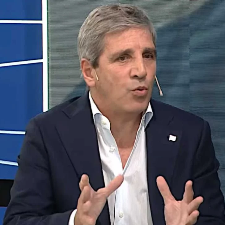 Caputo criticó a la UIA y dijo que no se puede seguir “subsidiando a determinados empresarios” Caputo criticó a la UIA y dijo que no se puede seguir “subsidiando a determinados empresarios”