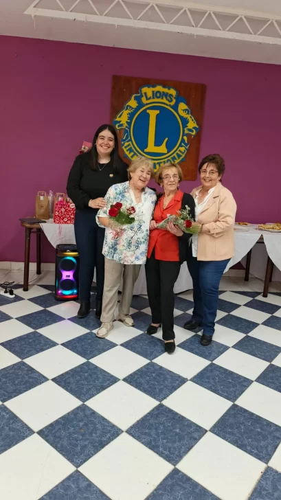 MARGARITA-SOTO-Y-SONIA-DE-VARGAS-HOMENAJE-DIA-DE-LA-MUJER-409x728 MARGARITA-SOTO-Y-SONIA-DE-VARGAS-HOMENAJE-DIA-DE-LA-MUJER-409x728