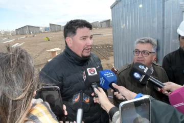 Construcción viviendas en Río Gallegos: “Estamos orgullosos de esta nueva etapa”, destacaron desde la UOCRA Construcción viviendas en Río Gallegos: “Estamos orgullosos de esta nueva etapa”, destacaron desde la UOCRA