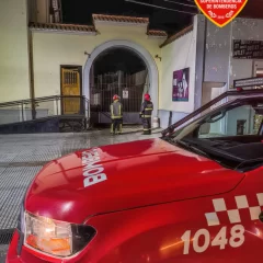 Bomberos intervino por pérdida de agua en el Correo Argentino