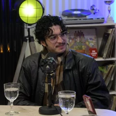 La impactante historia del artista venezolano Daniel Vivas: cruzó el desierto de Atacama caminando para llegar a Río Gallegos