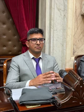 Jairo Guzmán defendió la reforma de la Ley de Glaciares: “Trae desarrollo y más autonomía para las provincias” Jairo Guzmán defendió la reforma de la Ley de Glaciares: “Trae desarrollo y más autonomía para las provincias”