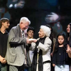 Abuelas de Plaza de Mayo despidió a Luis Puenzo: “Hizo conocer el drama de los niños apropiados en el mundo”