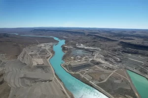Las represas sobre el Río Santa Cruz volvieron a cambiar sus nombres oficiales: Cóndor Cliff y La Barrancosa Las represas sobre el Río Santa Cruz volvieron a cambiar sus nombres oficiales: Cóndor Cliff y La Barrancosa