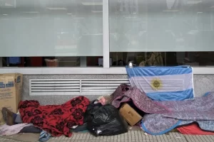 La UCA advierte que la baja de la pobreza es una “ficción” y no se refleja en el bolsillo