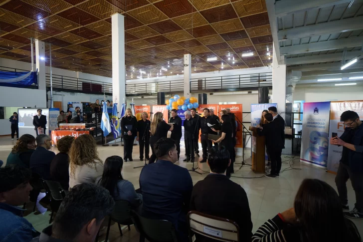 25-ANIVERSARIO-DE-COMUNA-2-728x485 25-ANIVERSARIO-DE-COMUNA-2-728x485