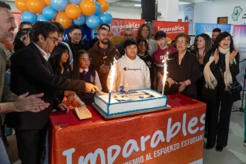 Celeste Argumosa: “La mejor forma de que siga creciendo COMUNA es seguir trabajando en conjunto” Celeste Argumosa: “La mejor forma de que siga creciendo COMUNA es seguir trabajando en conjunto”