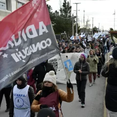 Docentes universitarios confirman paro de cinco días y la medida afectará a la UNPA
