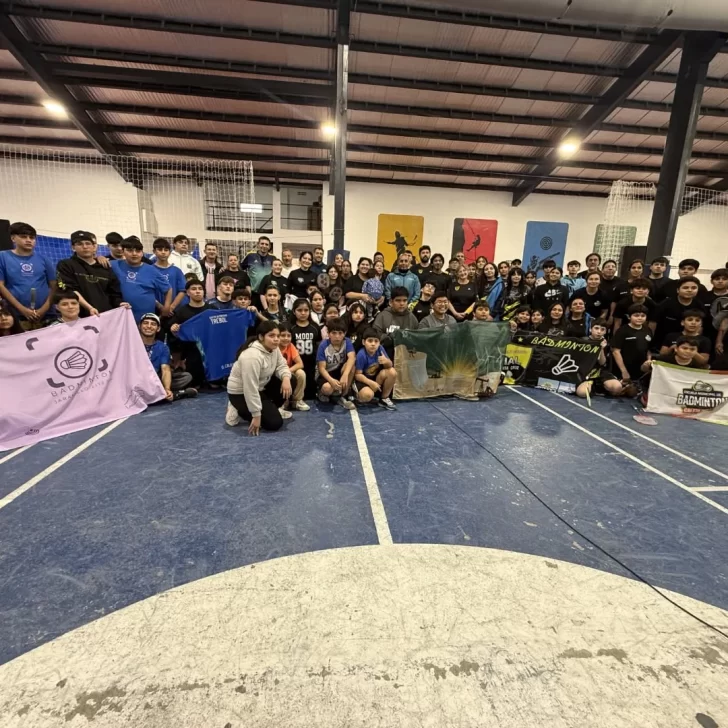 Puerto Deseado celebra el Primer Torneo Abierto de Bádminton Puerto Deseado celebra el Primer Torneo Abierto de Bádminton