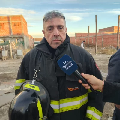 Castro sobre la causa de la explosión en Perito Moreno: “Al parecer se estaban calefaccionando con gas envasado” Castro sobre la causa de la explosión en Perito Moreno: “Al parecer se estaban calefaccionando con gas envasado”
